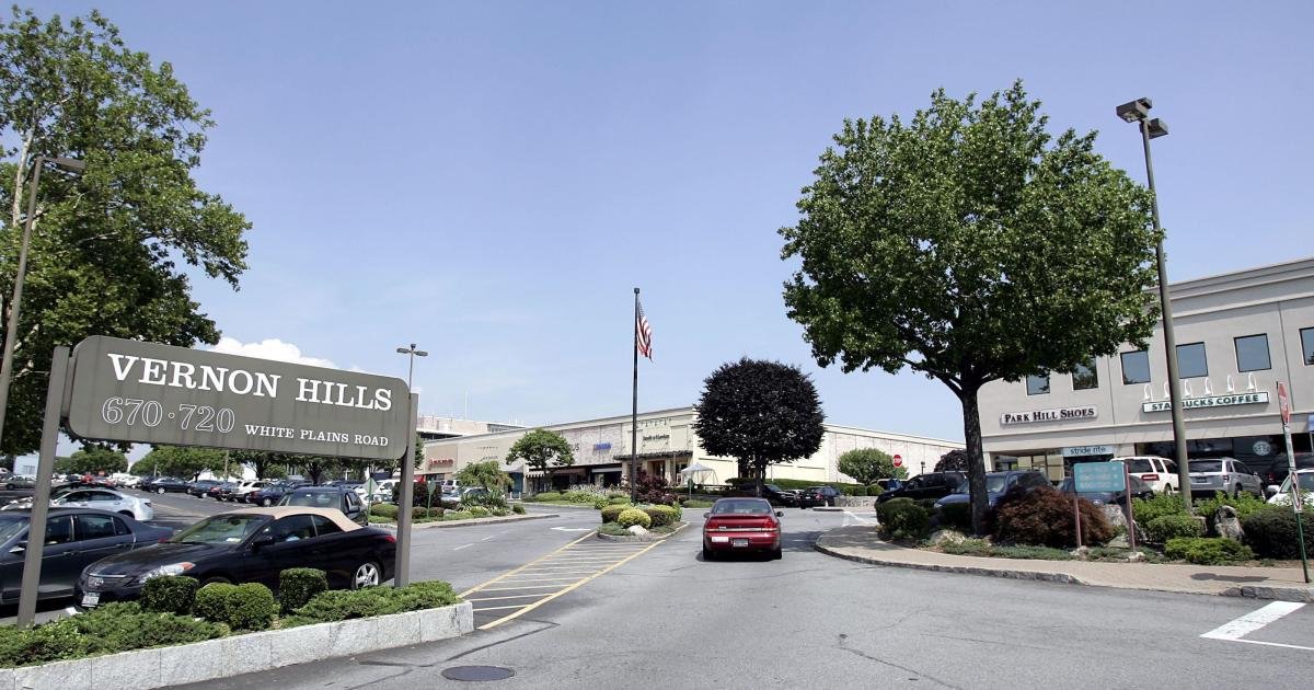 Brooks Brothers — Vernon Hills Shopping Center, Eastchester/Scarsdale — Vernon Hills Shopping Center entrance, from Westchester County Tourism's listing page. A current view of the center.
