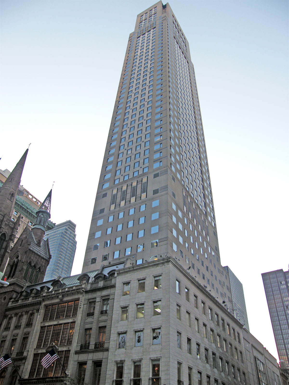 712 Fifth Avenue — 712 Fifth Avenue photographed in 2008.
