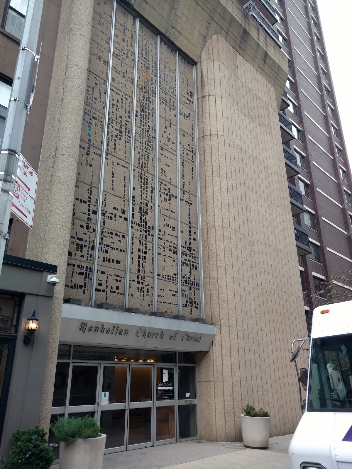Manhattan Church of Christ — The Manhattan Church of Christ façade photographed in 2017.