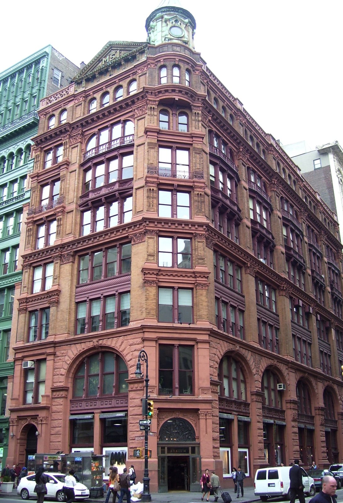 Manhattan Savings Bank — Former Manhattan Savings Institution, 644–646 Broadway, photographed 23 November 2010.
